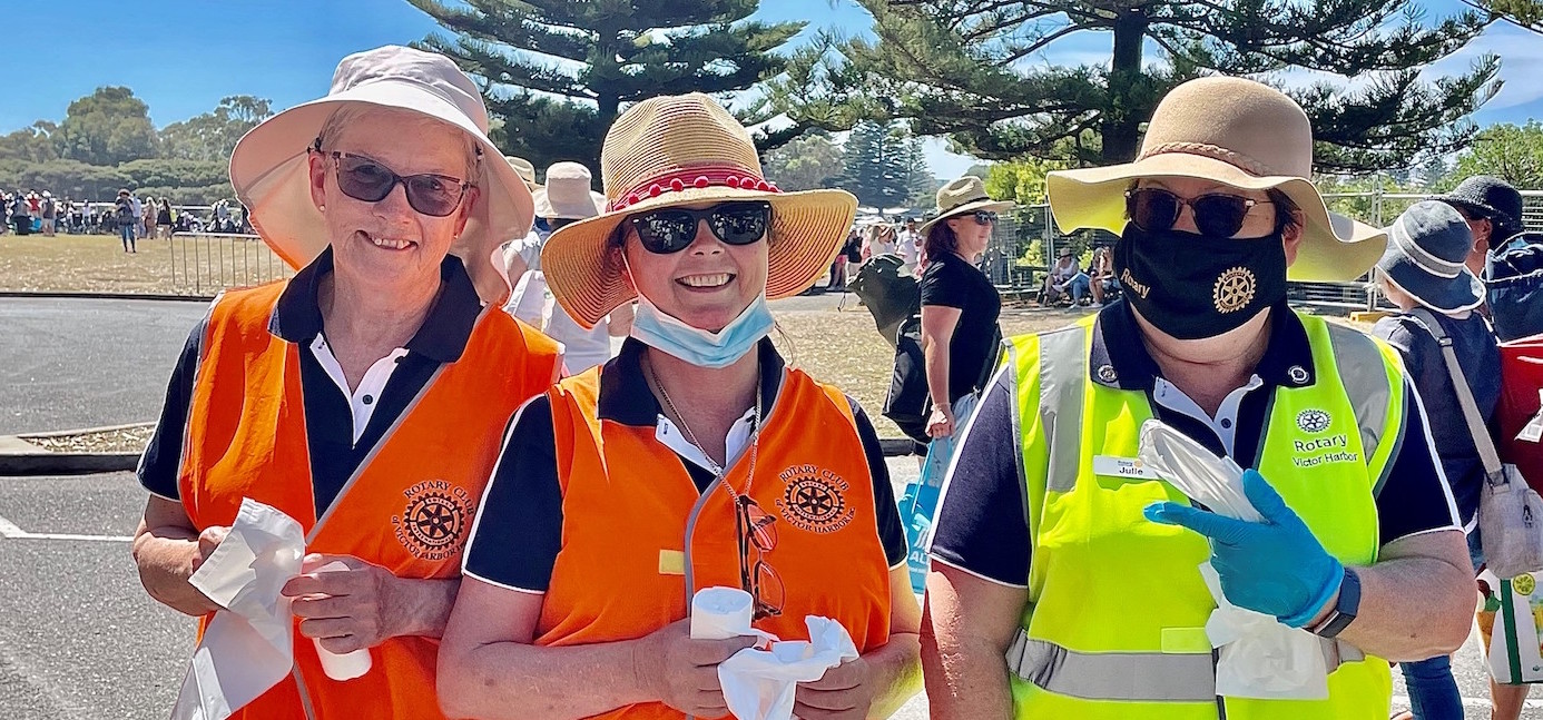 Collecting cans at the Red Hot Summer Concert Victor Harbor SA